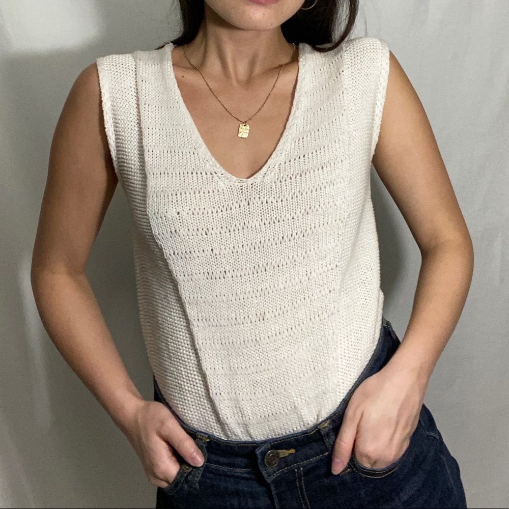 Womens h&m knit vneck sleeveless top size XS
